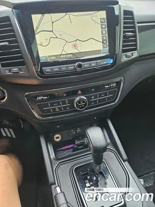 SsangYong Rexton 2022 2.2 автомат (гидро), миниатюра 3