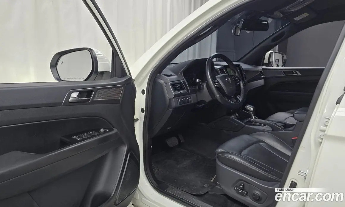 SsangYong Rexton 2023 2.2 автомат (гидро), фото 13
