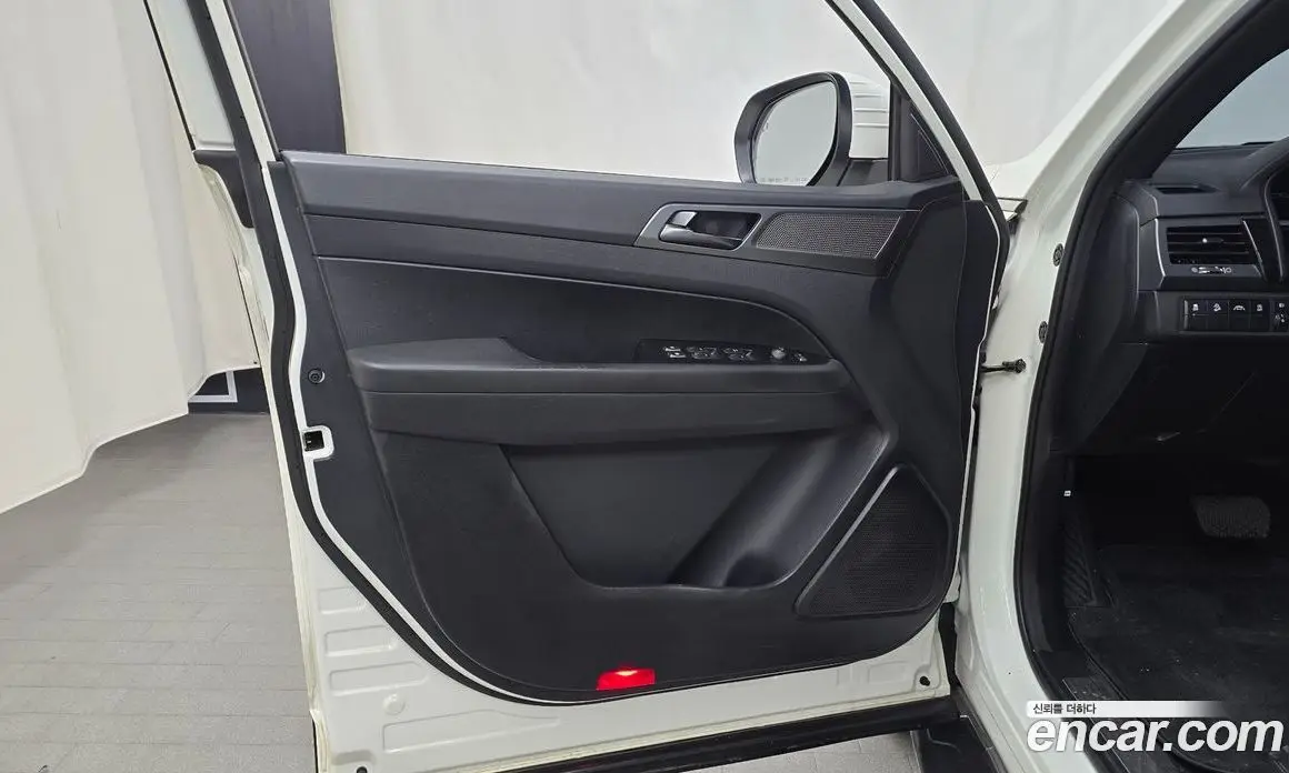 SsangYong Rexton 2023 2.2 автомат (гидро), фото 14