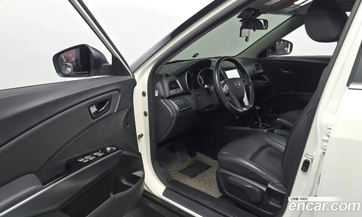 SsangYong TIBOLI 2017 1.6 автомат (гидро), фото 12