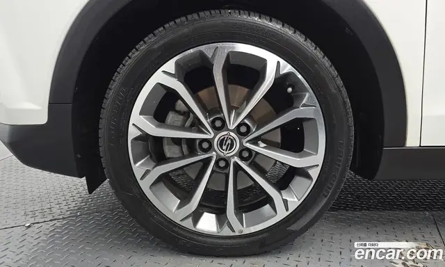 SsangYong TIBOLI 2017 1.6 автомат (гидро), миниатюра 4