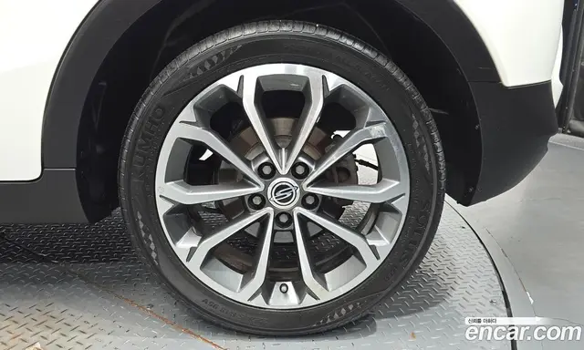SsangYong TIBOLI 2017 1.6 автомат (гидро), миниатюра 6