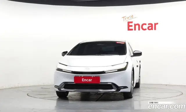 Toyota Prius 2025 2.0 автомат (гидро), миниатюра 2 Toyota Prius 2025 2.0 автомат (гидро), миниатюра 2
