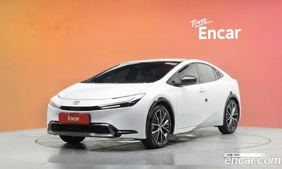 Toyota Prius 2025 2.0 автомат (гидро), фото 31 Toyota Prius 2025 2.0 автомат (гидро), фото 31