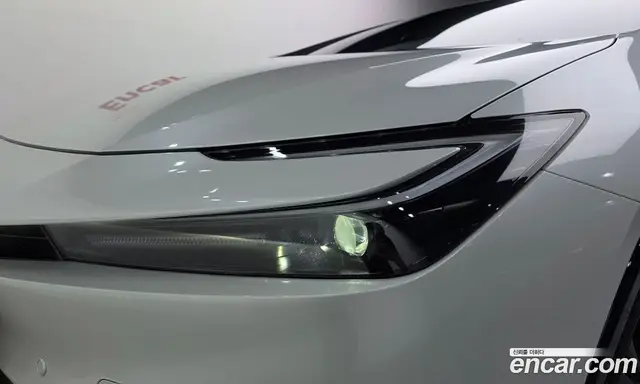 Toyota Prius 2025 2.0 автомат (гидро), миниатюра 7 Toyota Prius 2025 2.0 автомат (гидро), миниатюра 7