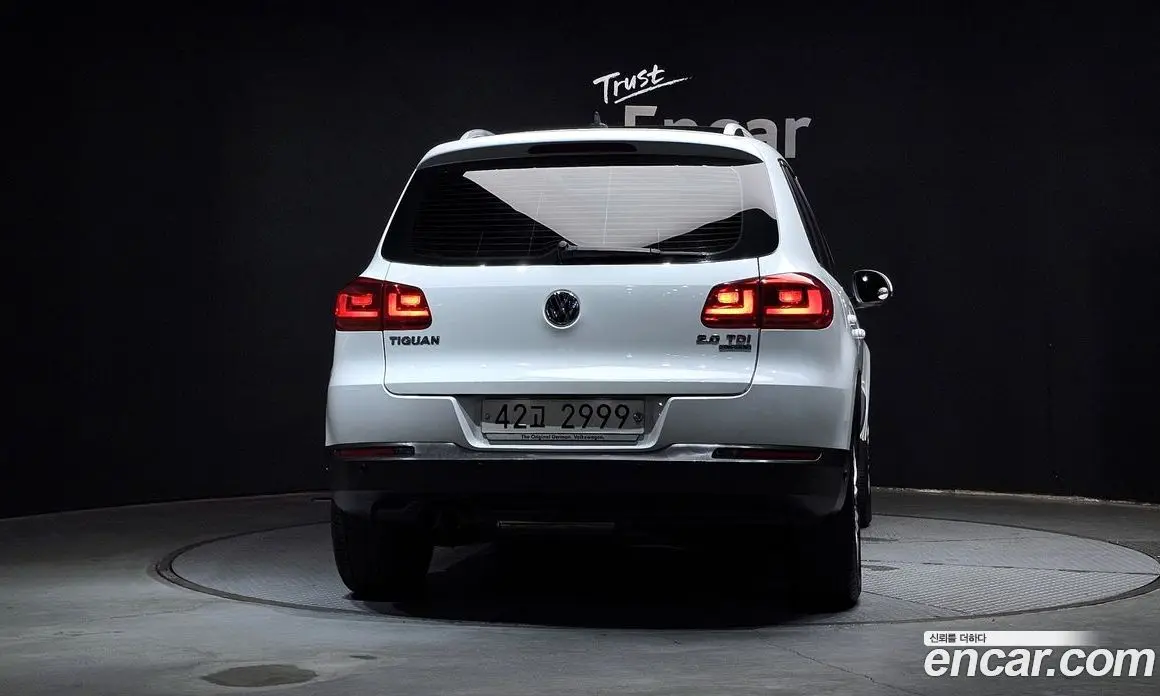 Volkswagen Tiguan 2015 2.0 автомат (гидро), фото 4