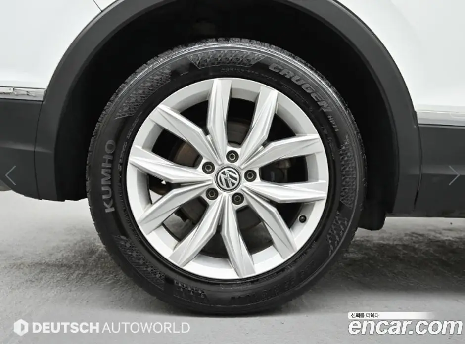 Volkswagen Tiguan 2018 2.0 автомат (гидро), фото 5