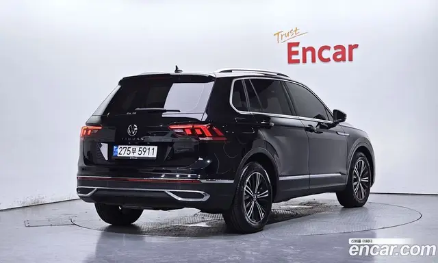 Volkswagen Tiguan 2021 2.0 автомат (гидро), миниатюра 2