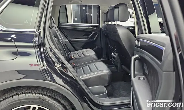Volkswagen Tiguan 2021 2.0 автомат (гидро), миниатюра 12