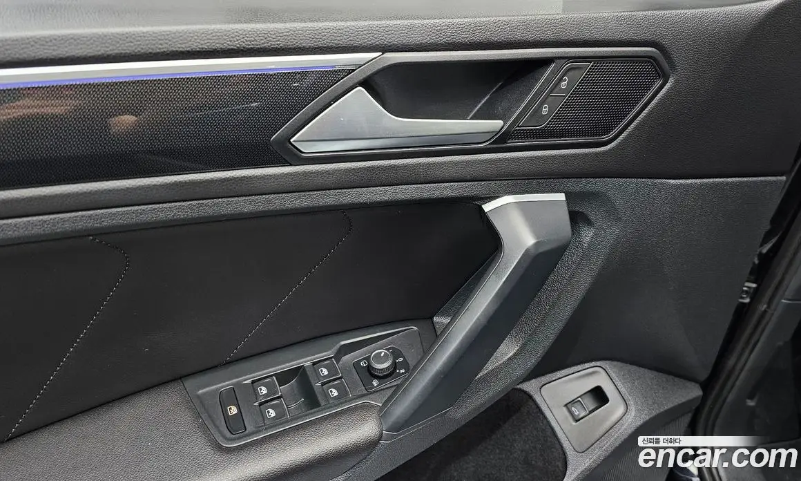 Volkswagen Tiguan 2021 2.0 автомат (гидро), фото 16