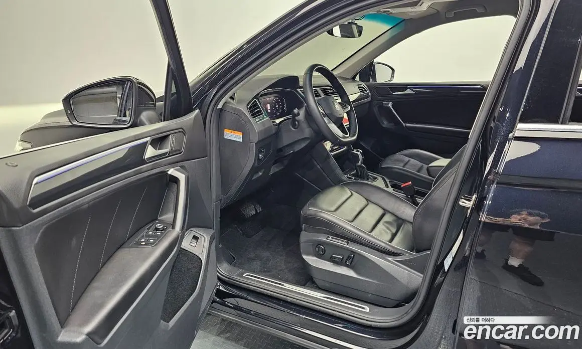 Volkswagen Tiguan 2021 2.0 автомат (гидро), фото 10