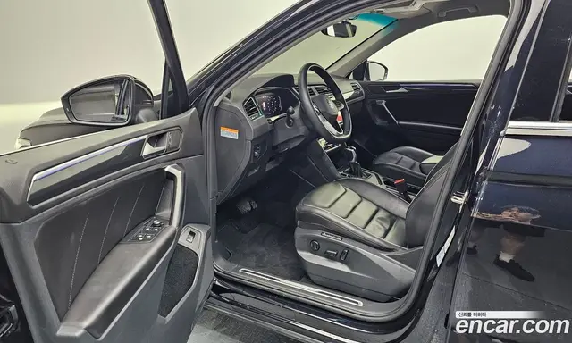 Volkswagen Tiguan 2021 2.0 автомат (гидро), миниатюра 10