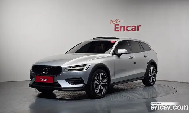 Volvo V60, 2020, 55 614 км