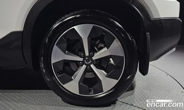 Volvo XC40 2025 2.0 автомат (гидро), миниатюра 7