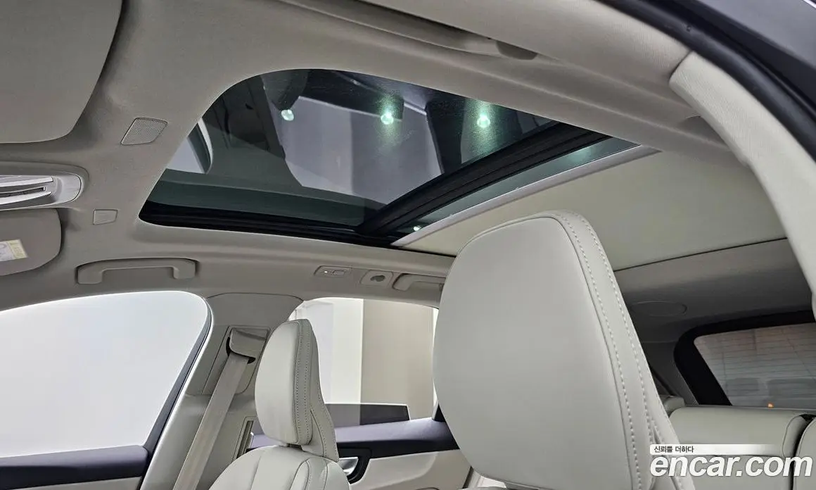Volvo XC60 2025 2.0 автомат (гидро), фото 28