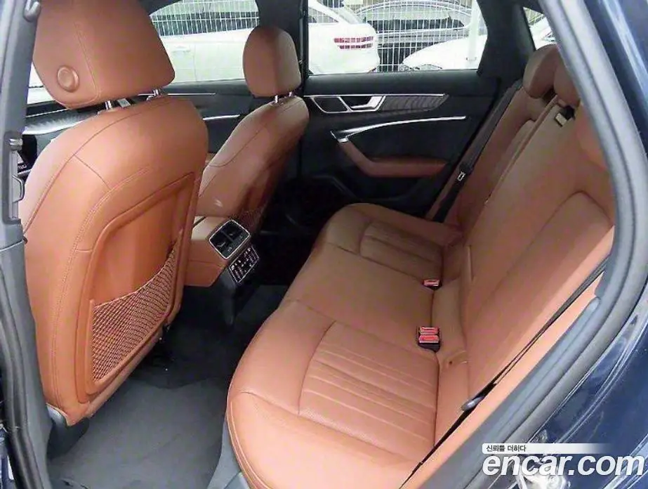Audi A6 2020 2.0 автомат (гидро), фото 6