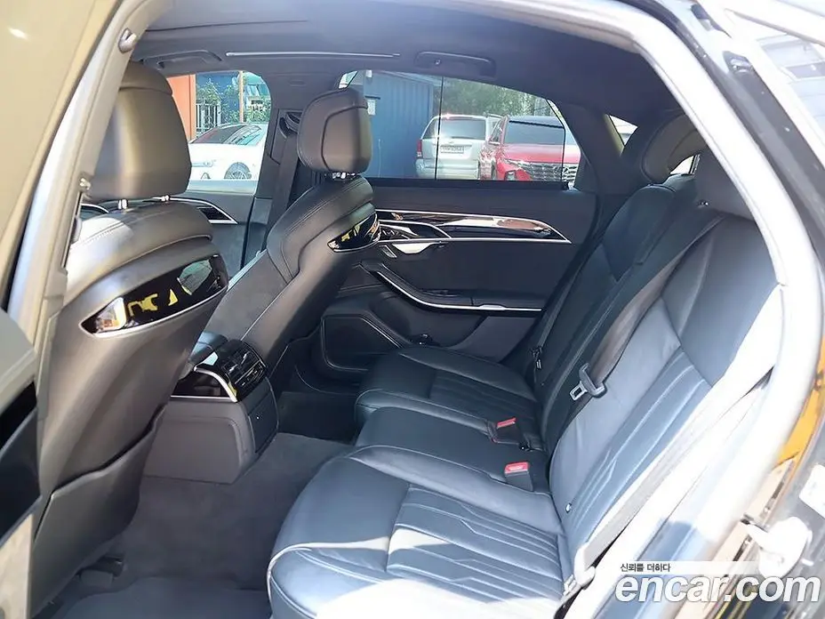 Audi A8 2021 3.0 автомат (гидро), фото 13