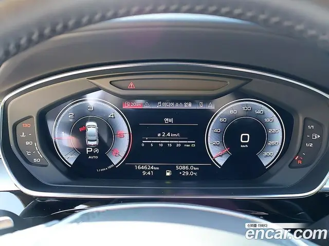 Audi A8 2021 3.0 автомат (гидро), миниатюра 6