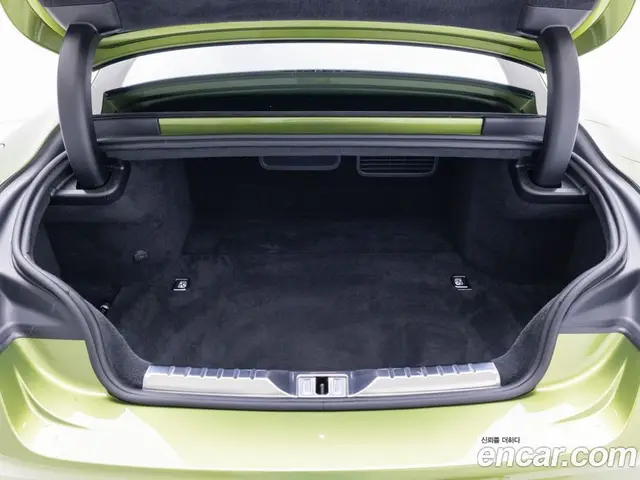 Bentley Continental 2025 4.0 автомат (гидро), миниатюра 9 Bentley Continental 2025 4.0 автомат (гидро), миниатюра 9