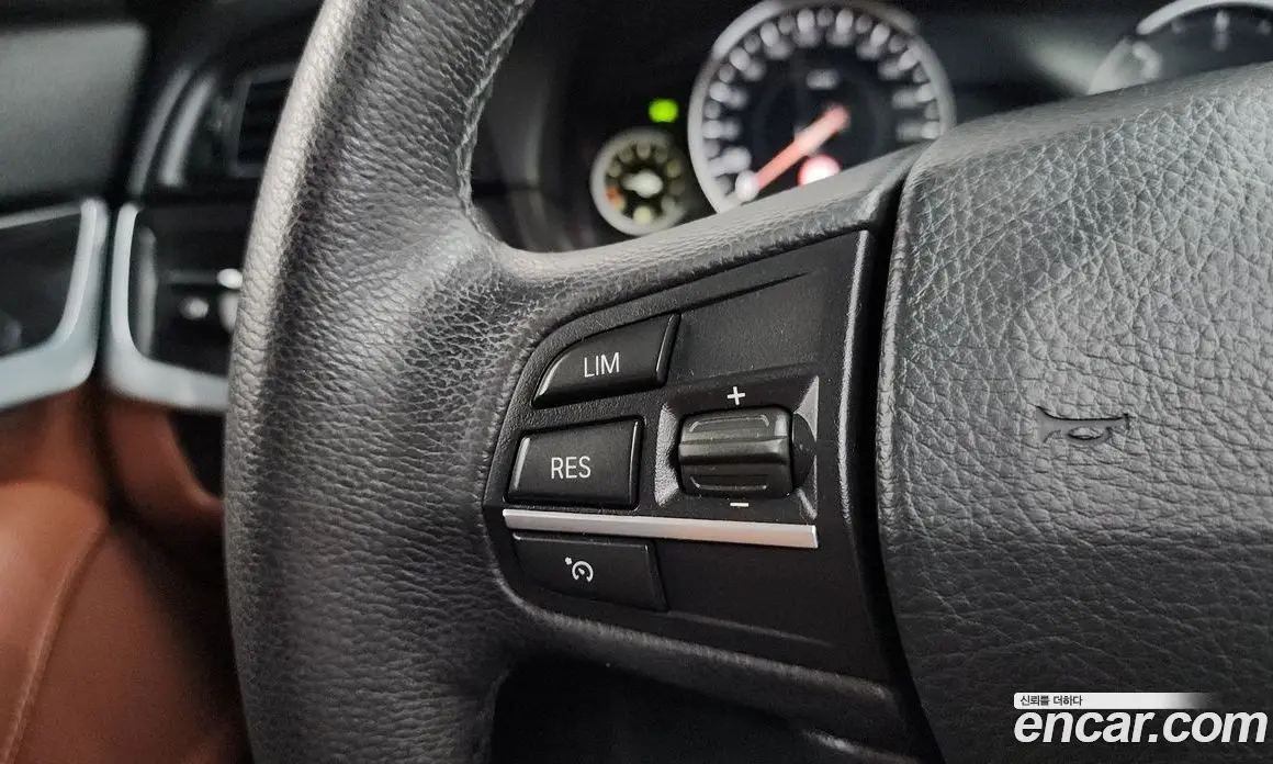 BMW 5 серия 2014 2.0 автомат (гидро), фото 16