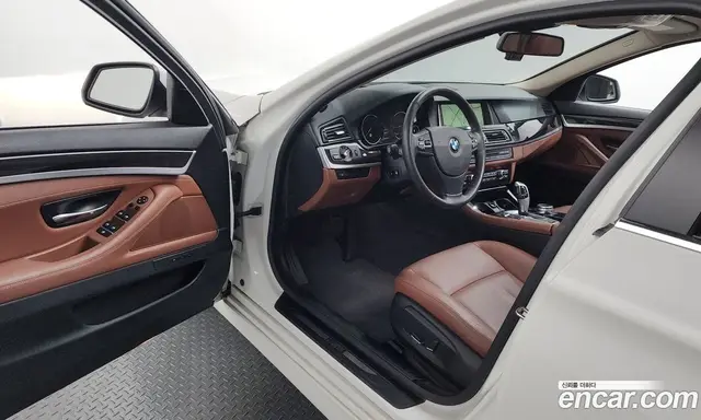 BMW 5 серия 2014 2.0 автомат (гидро), миниатюра 10