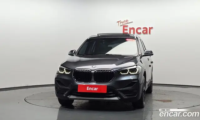 BMW X1 2020 2.0 автомат (гидро), миниатюра 2