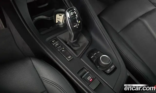 BMW X1 2020 2.0 автомат (гидро), миниатюра 11