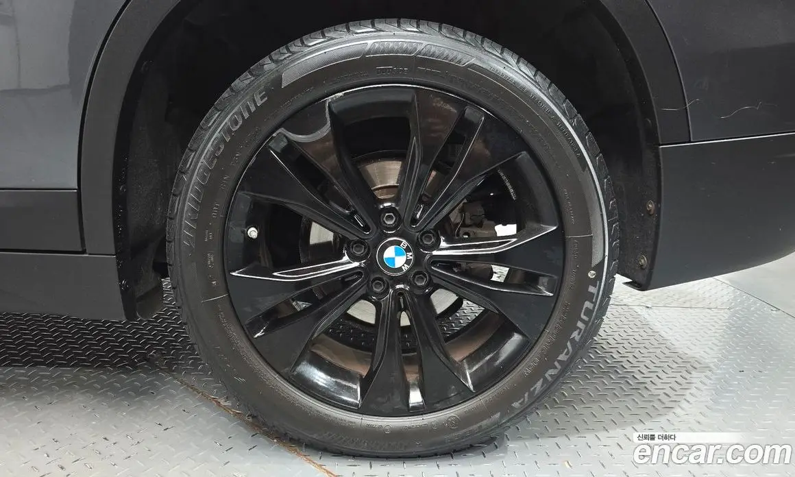 BMW X1 2020 2.0 автомат (гидро), фото 6