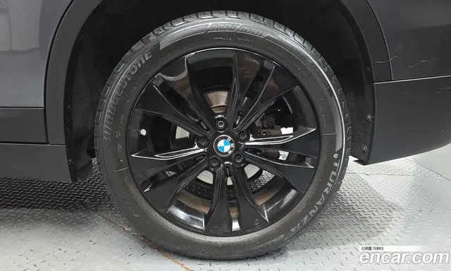 BMW X1 2020 2.0 автомат (гидро), миниатюра 6