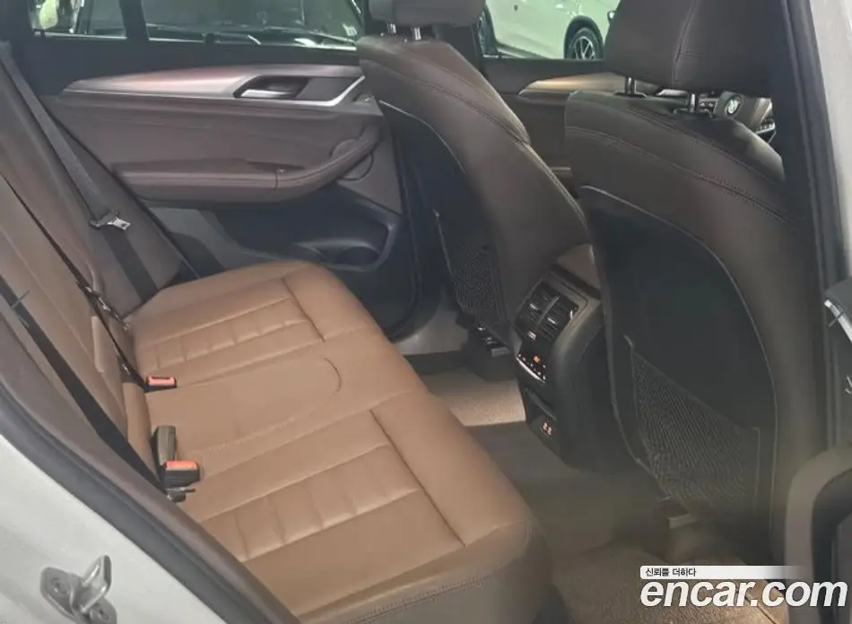 BMW X3 2021 3.0 автомат (гидро), фото 16