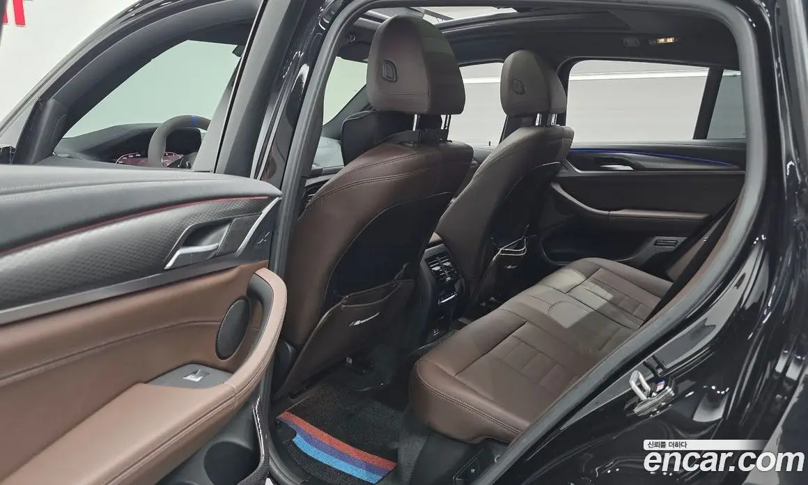 BMW X4 2023 2.0 автомат (гидро), фото 16