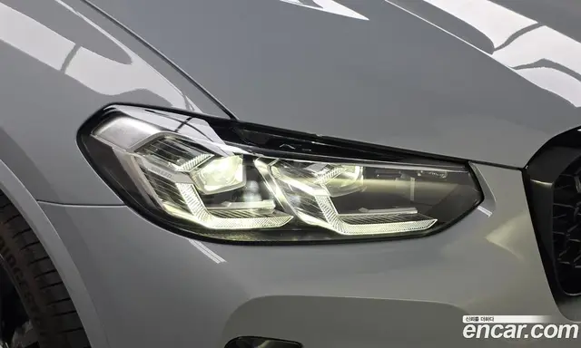 BMW X4 2025 2.0 автомат (гидро), миниатюра 8