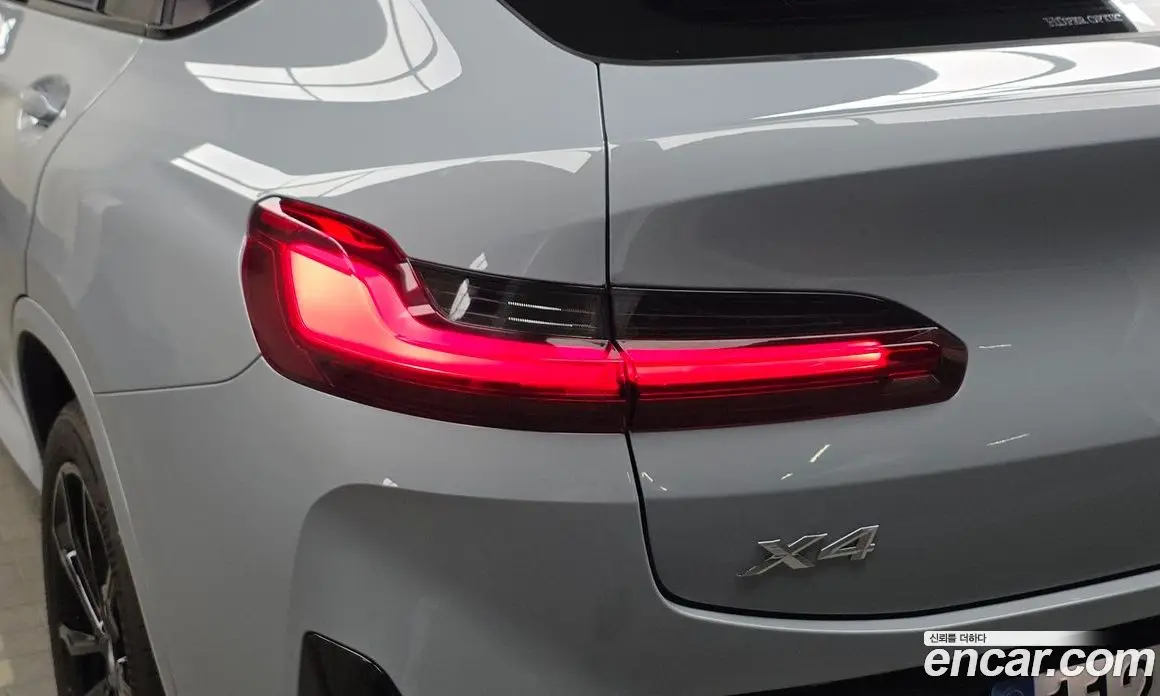 BMW X4 2025 2.0 автомат (гидро), фото 9