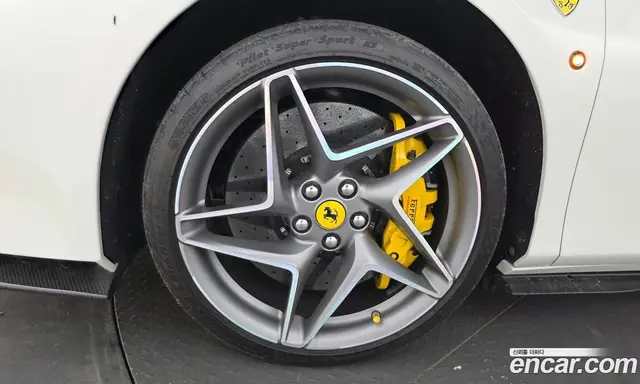 Ferrari F8 2020 3.9 автомат (гидро), миниатюра 5