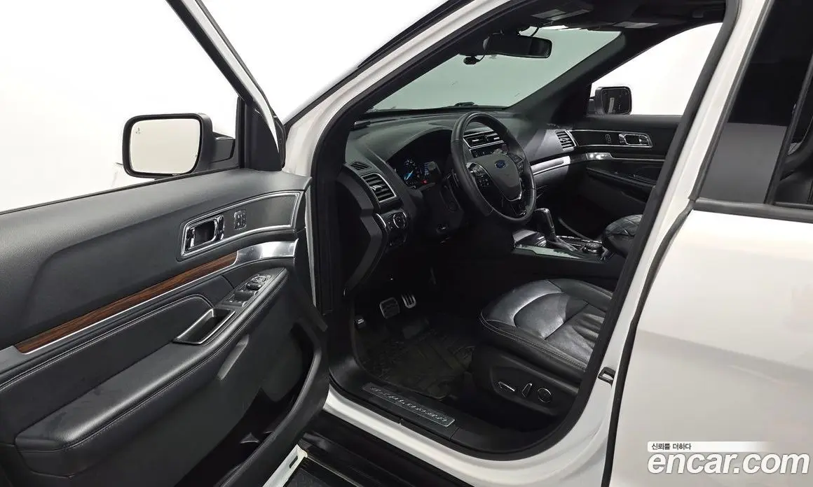 Ford Explorer 2017 3.5 автомат (гидро), фото 10