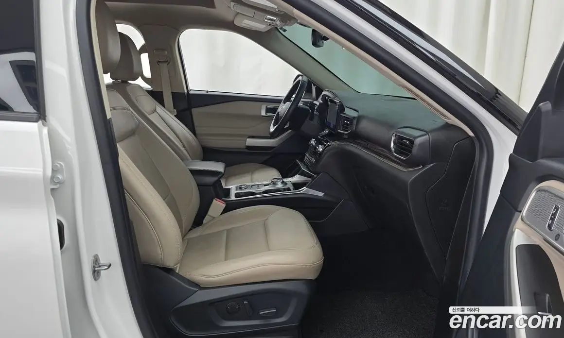 Ford Explorer 2021 2.3 автомат (гидро), фото 16