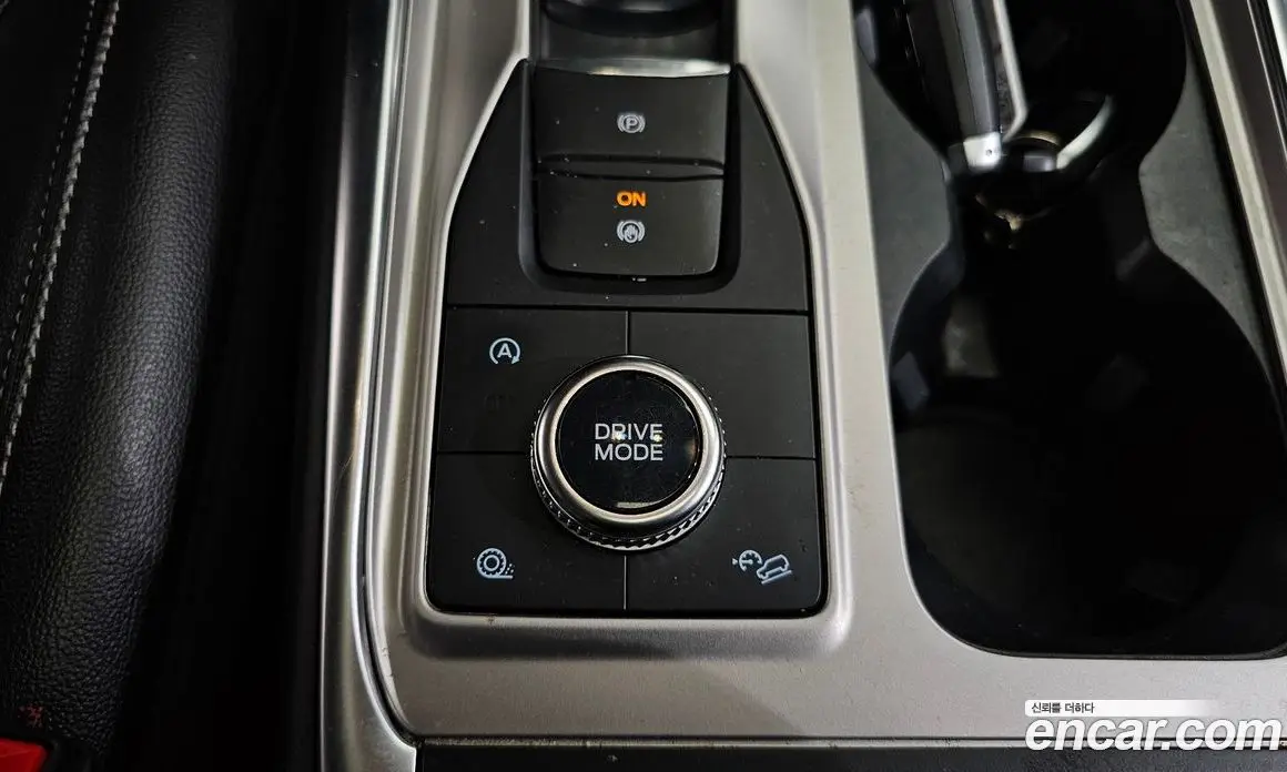 Ford Explorer 2022 2.3 автомат (гидро), фото 29