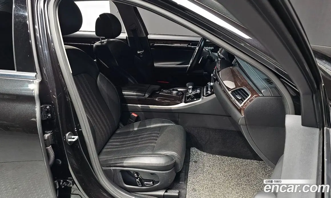 Genesis EQ900 2018 3.8 автомат (гидро), фото 12