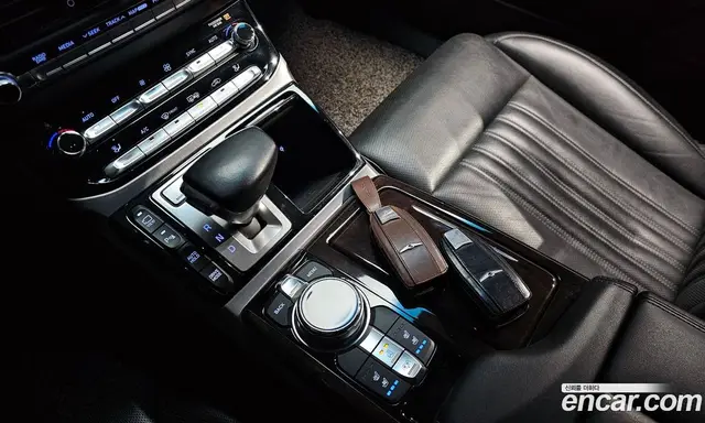Genesis EQ900 2018 3.8 автомат (гидро), миниатюра 9