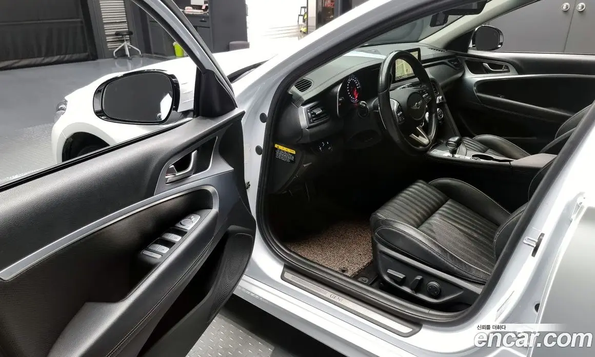 Genesis G70 2018 2.0 автомат (гидро), фото 10