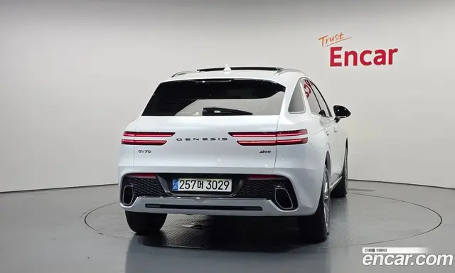 Genesis GV70 2022 2.5 автомат (гидро), миниатюра 4