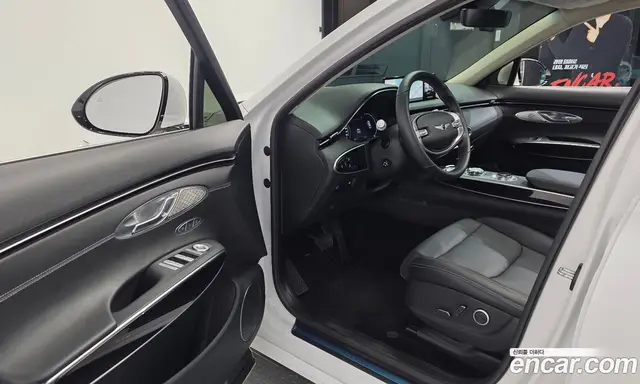 Genesis GV70 2022 2.5 автомат (гидро), миниатюра 10