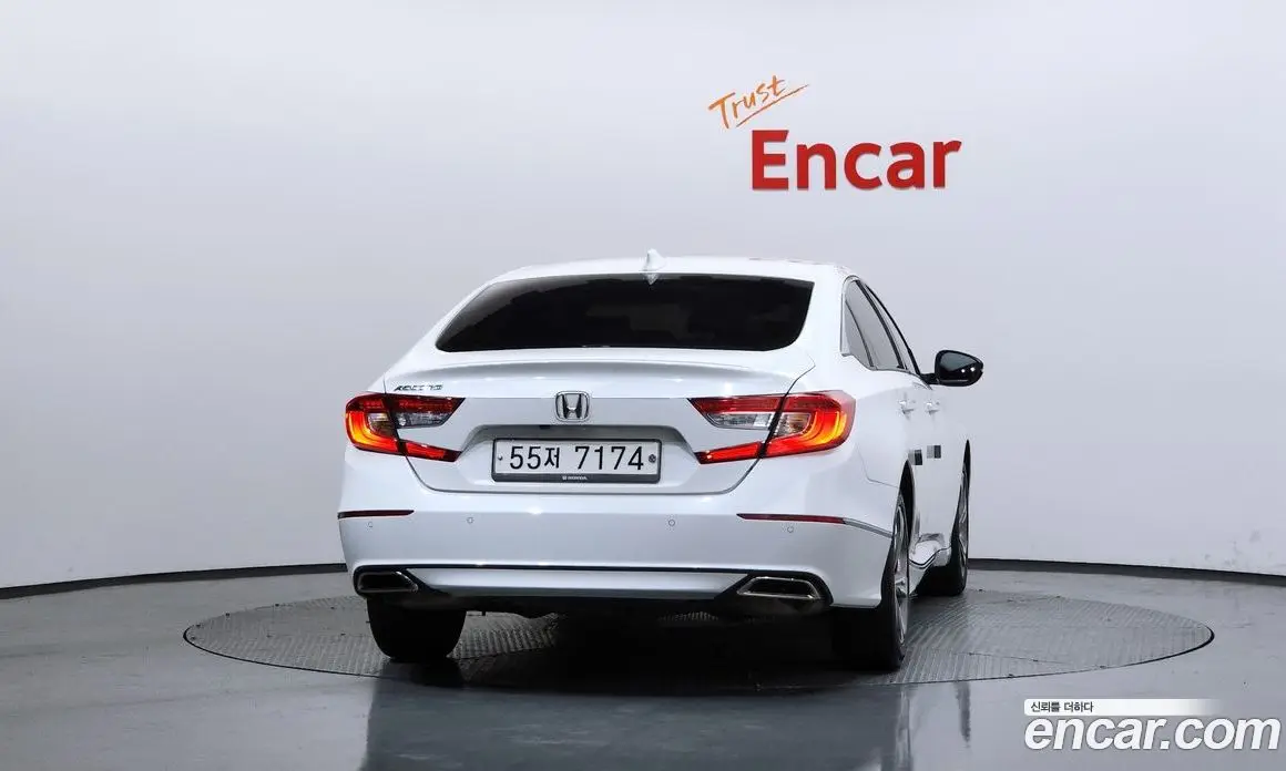 Honda Accord 2019 1.5 автомат (гидро), фото 4