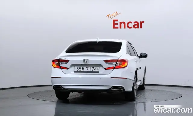 Honda Accord 2019 1.5 автомат (гидро), миниатюра 4