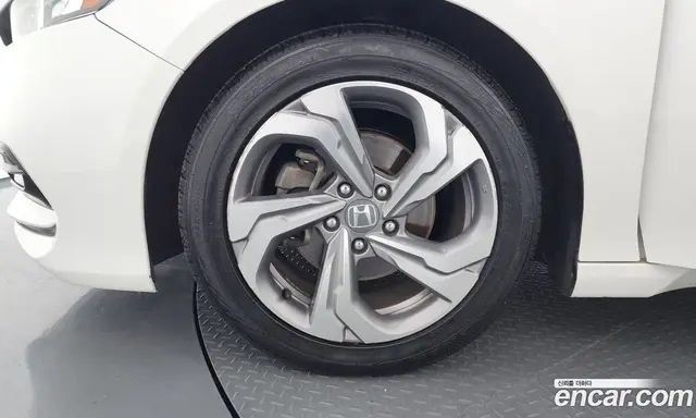 Honda Accord 2019 1.5 автомат (гидро), миниатюра 5