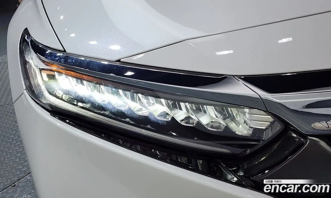 Honda Accord 2019 1.5 автомат (гидро), фото 8