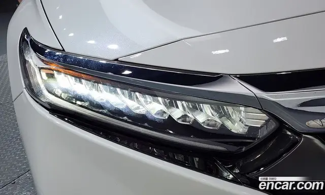 Honda Accord 2019 1.5 автомат (гидро), миниатюра 8
