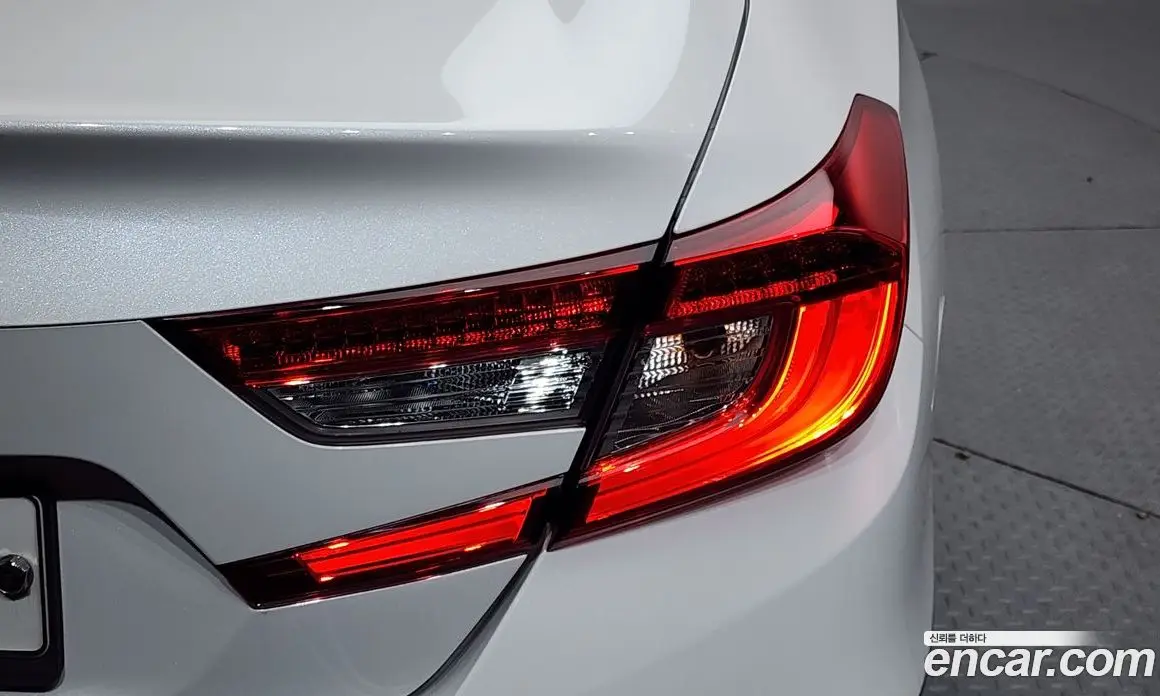 Honda Accord 2019 1.5 автомат (гидро), фото 9