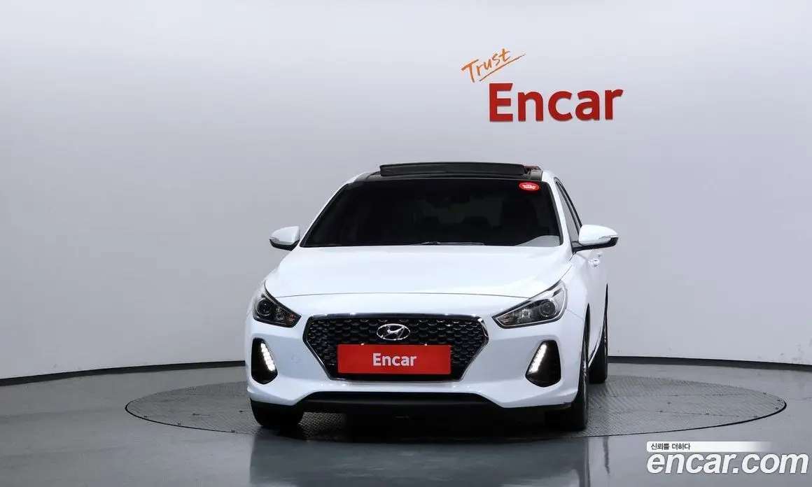 Hyundai i30 2018 1.4 автомат (гидро), фото 3