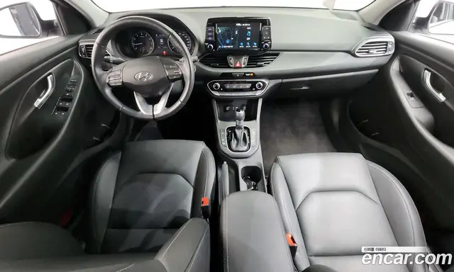 Hyundai i30 2018 1.4 автомат (гидро), миниатюра 7